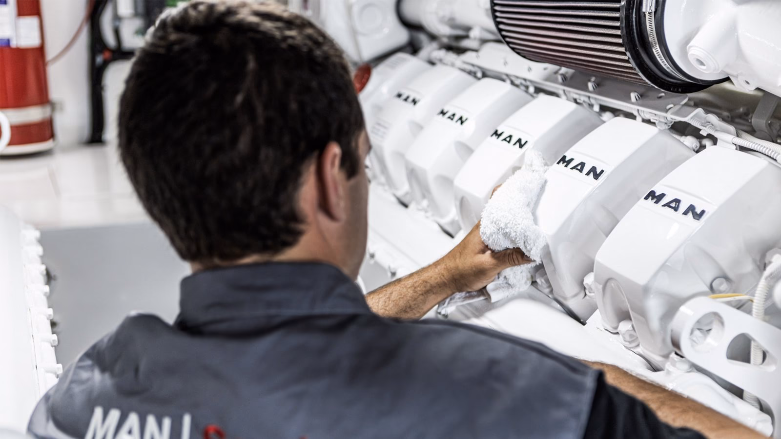 Who makes man engines?