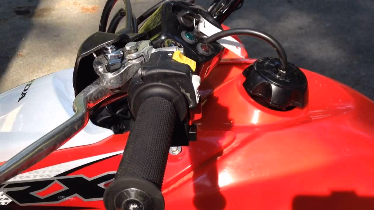 Can a heavy trike / quadricycle have two brake controls?