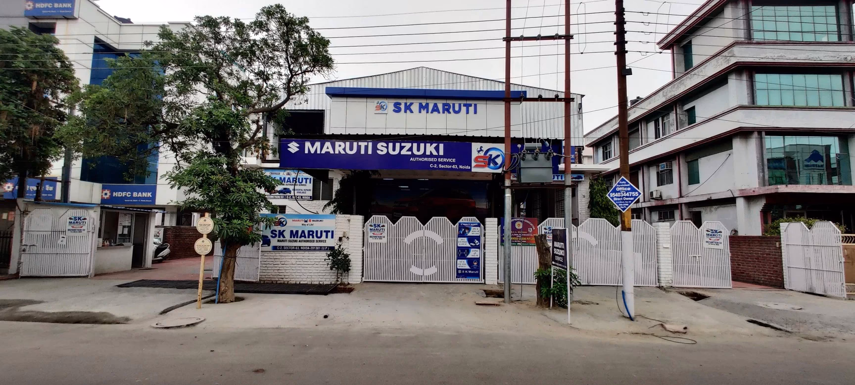 How many Maruti Suzuki dealers in Uttar Pradesh?