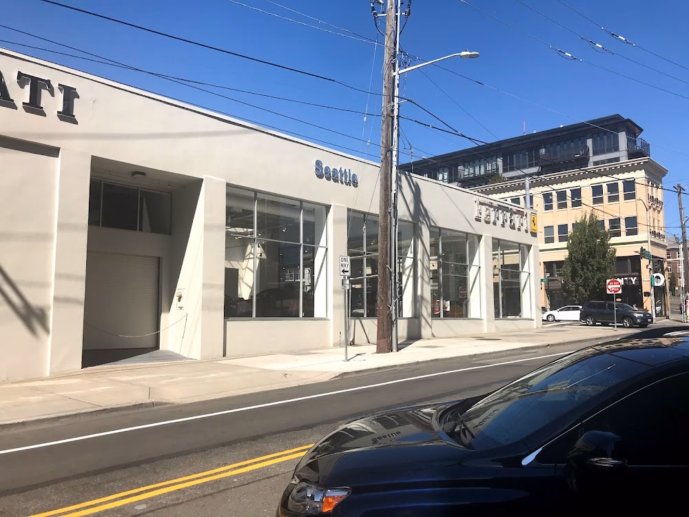 How to choose a Maserati service center?