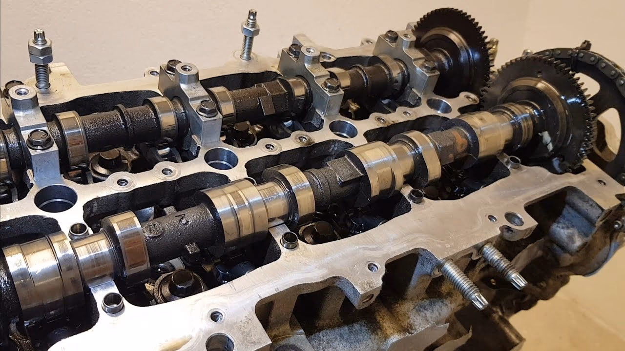 What kind of engine does the new Mazda CX-50 have?