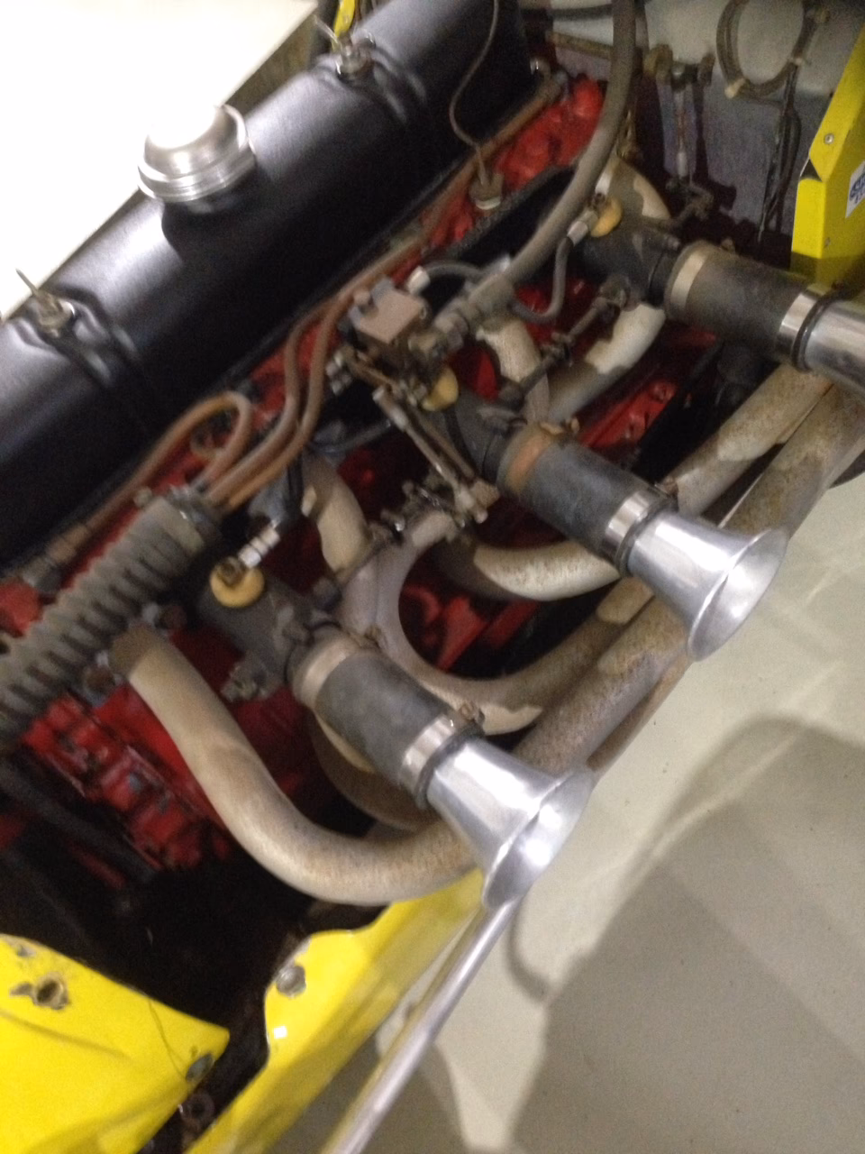 How many injectors does a McGee set have?