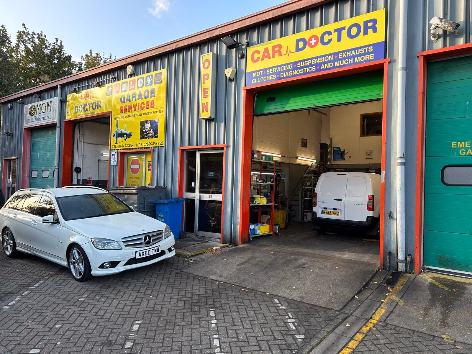 Does the test centre offer unbiased MOT testing?