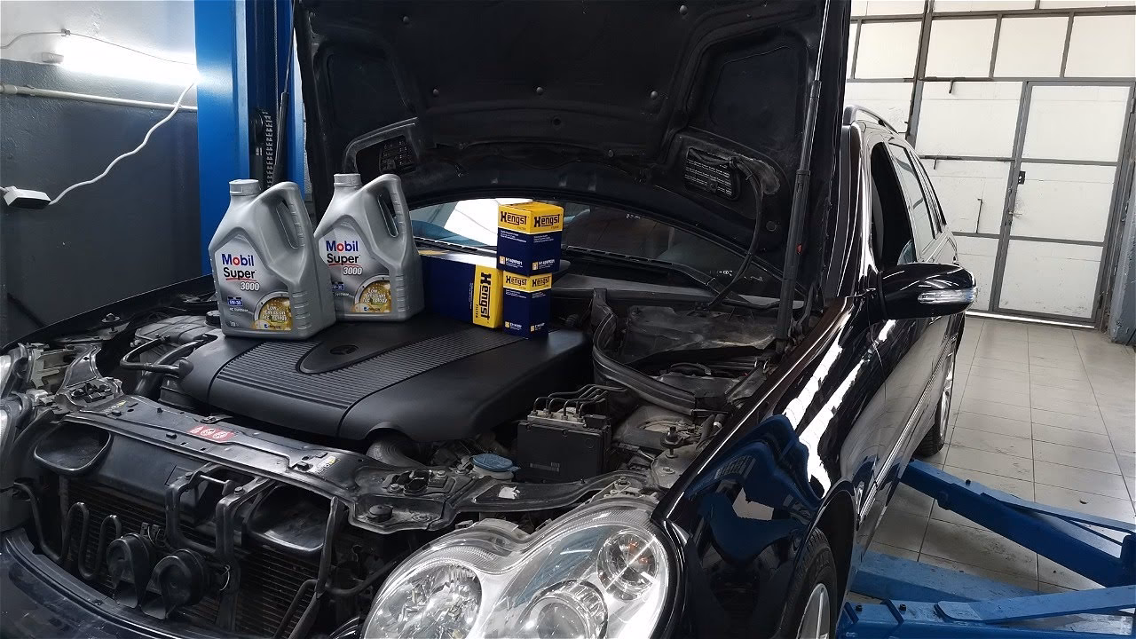 What is the Mercedes-Benz C220 CDI?