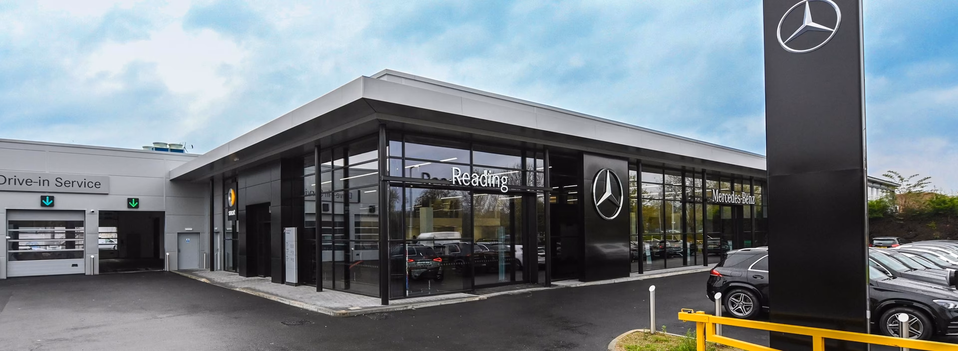 Where can I get a Mercedes-Benz service in Newbury?