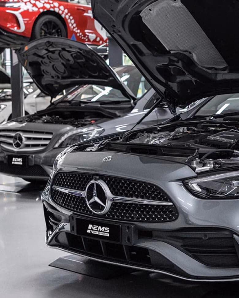 Why should you hire a professional Mercedes mechanic in Melbourne?