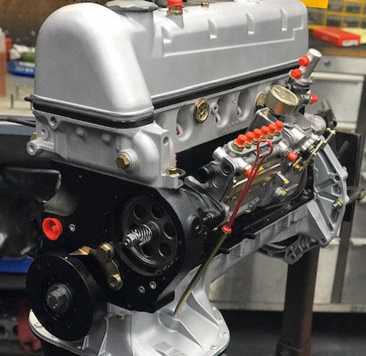 What is a remanufactured M130 gas engine?