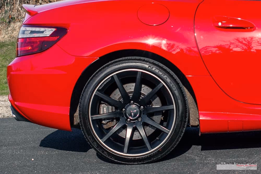 Can a slk55 AMG switch from 4 to 8 cylinders?