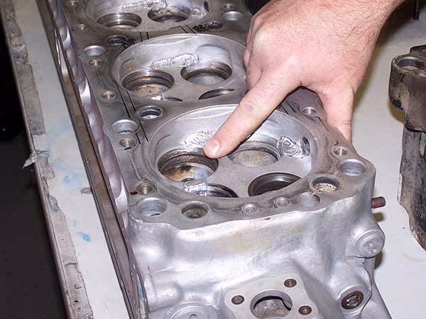 How long did it take to overhaul a V-1710?