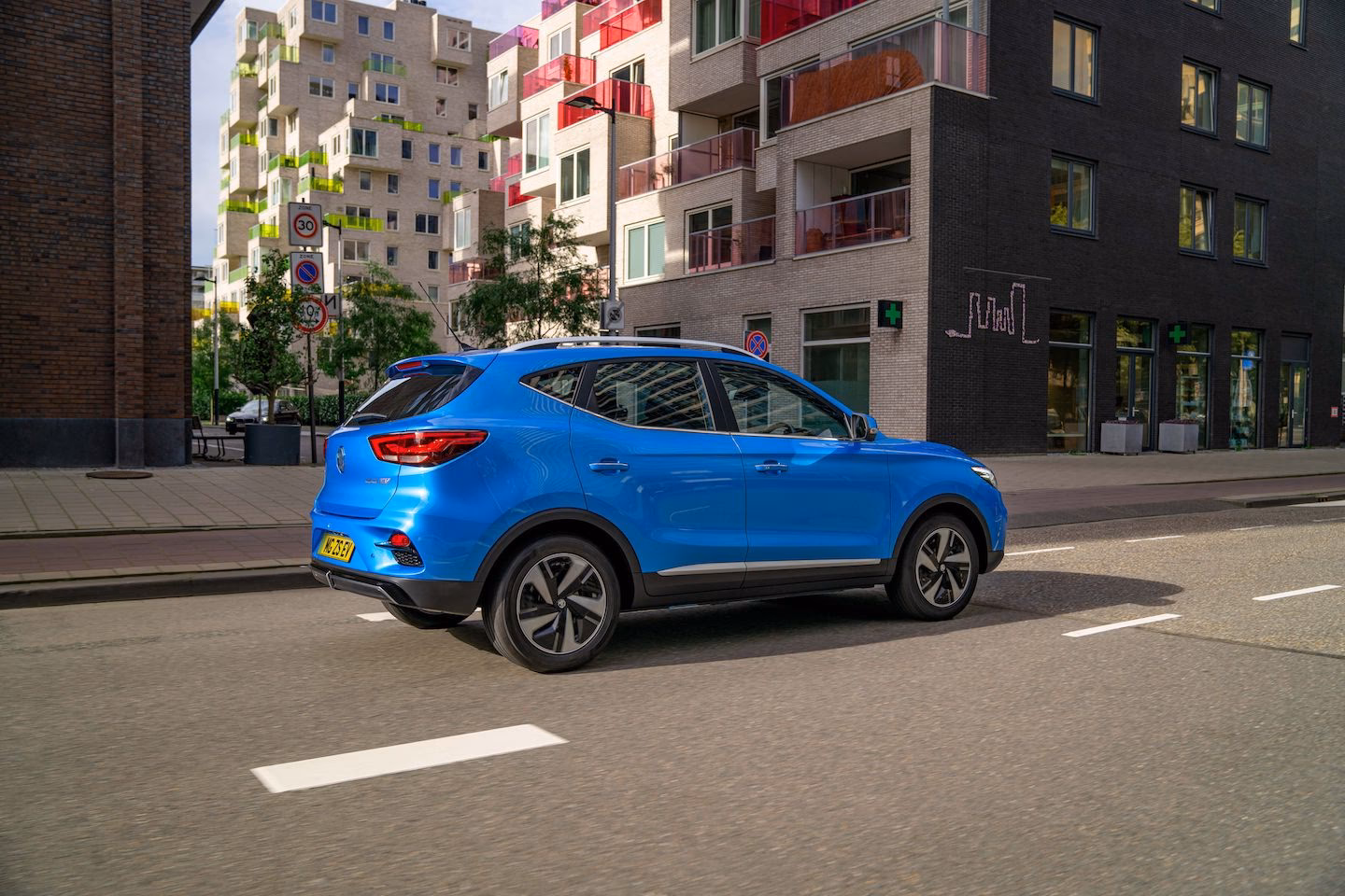 How do I book a service for my MG car?