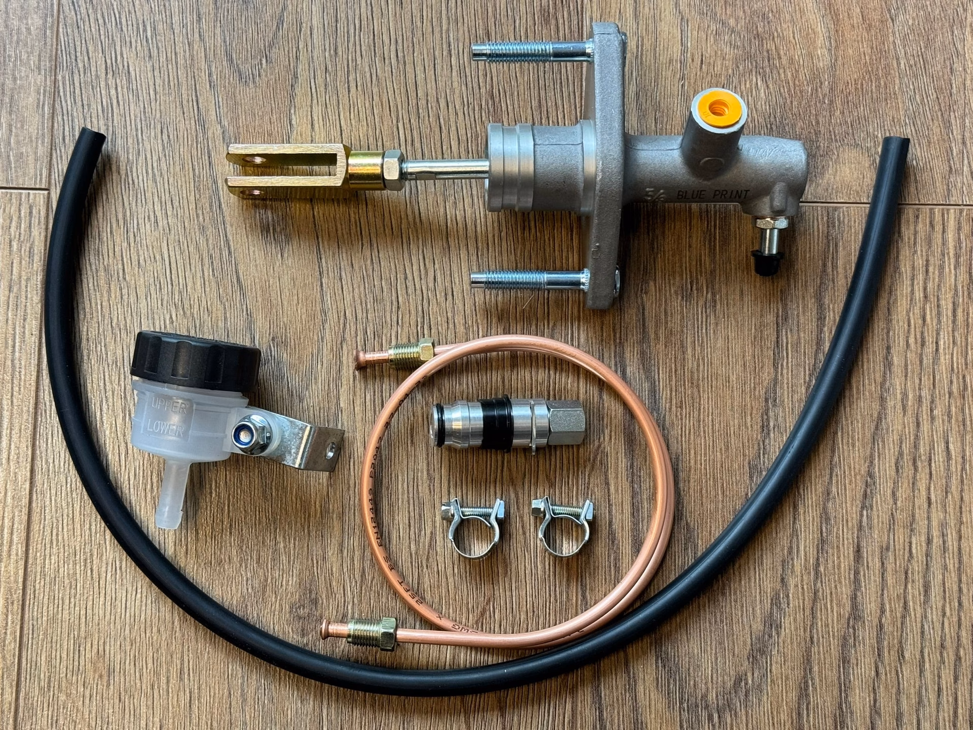 Does MG Rover have a master cylinder?