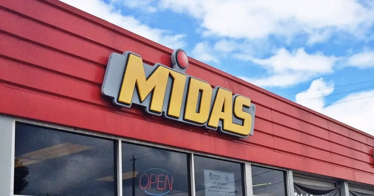 How much does a Midas oil change cost?
