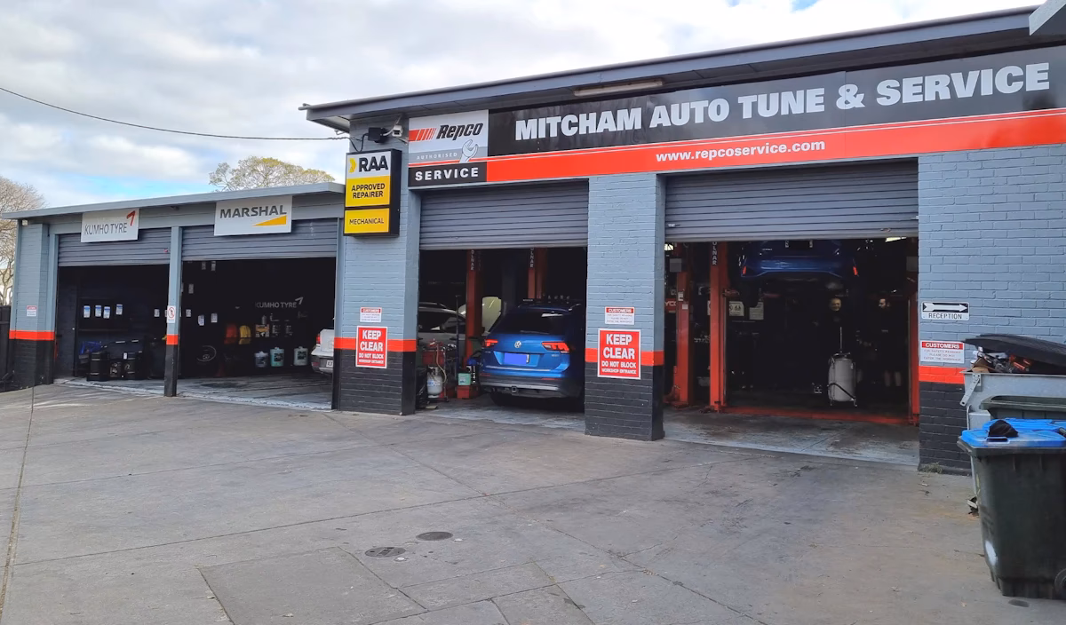 Where can I get a free car repair estimate in Mitcham?