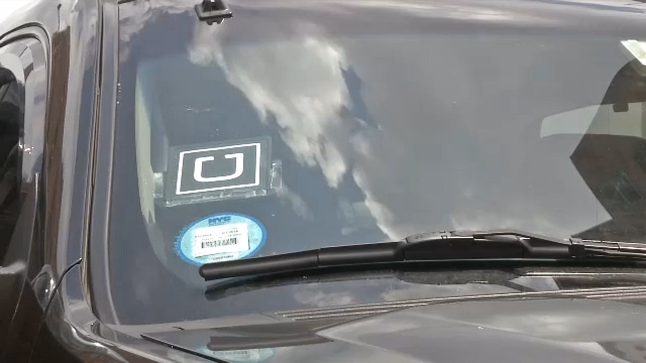 Where can I find a reliable and affordable monthly cab service?