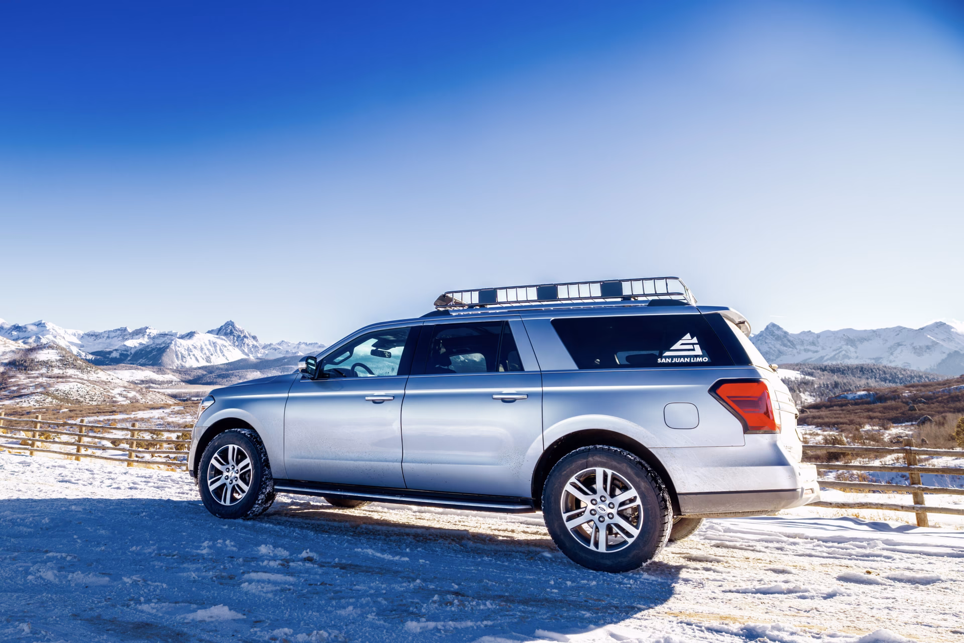 How to travel from Montrose to Telluride?