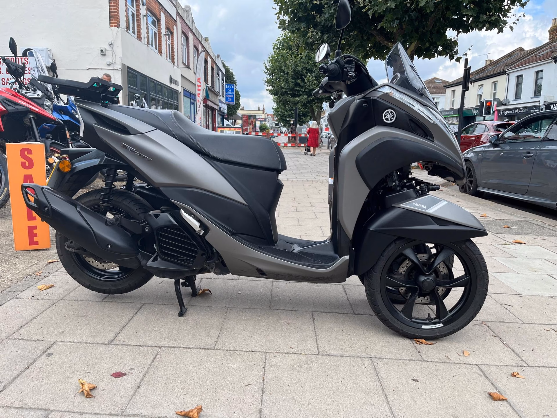 Where can I get a motorcycle Mot in AL6 9ph?