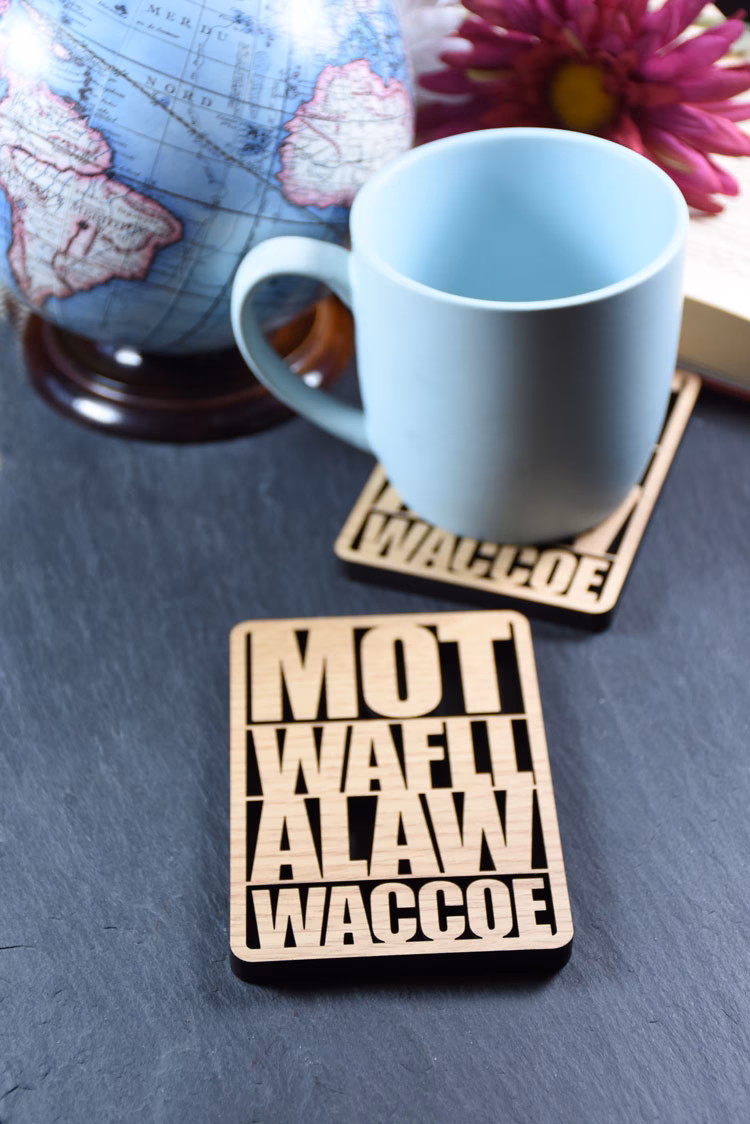 How many people attend waccoe a day?