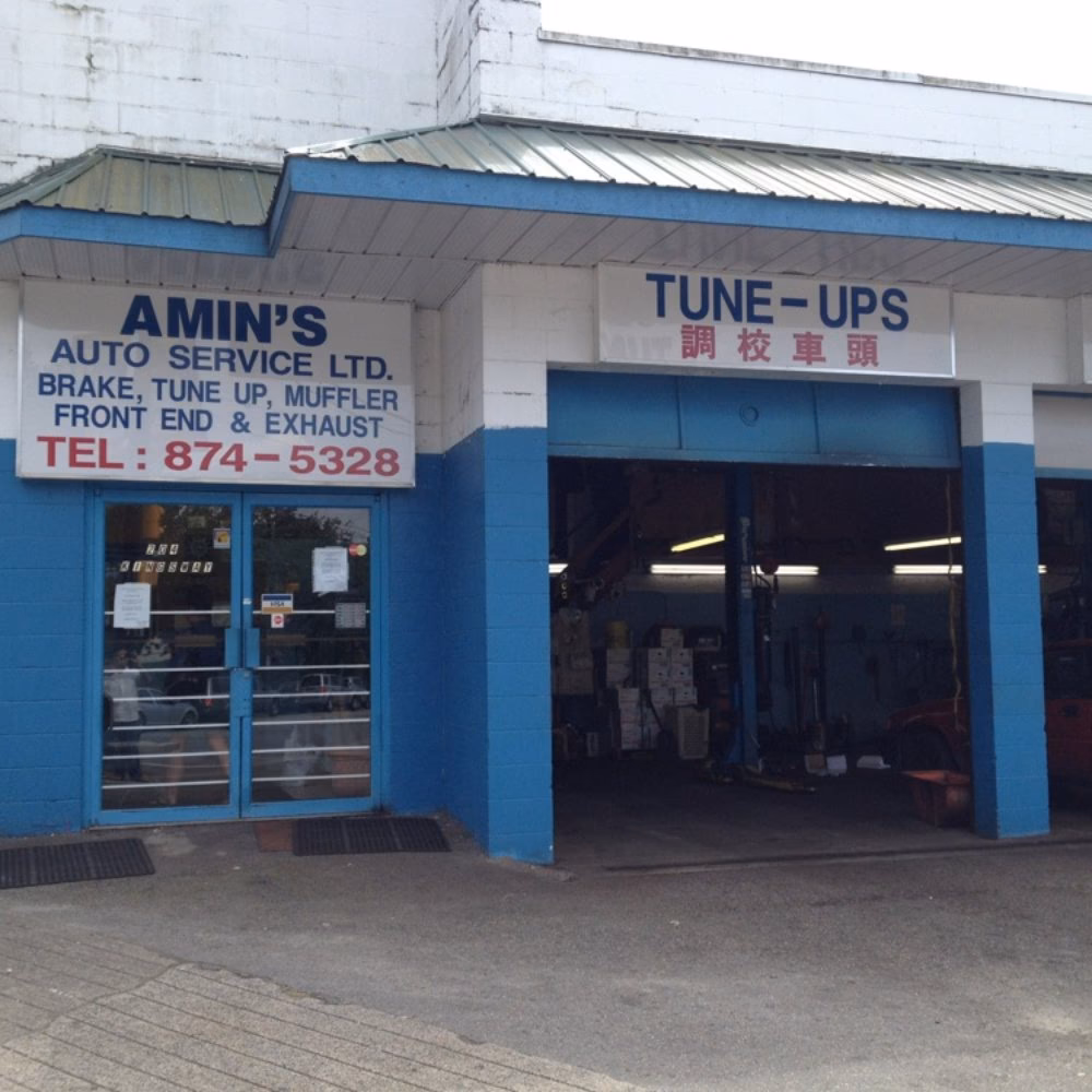 How many MOT test centres are there in Plymouth?