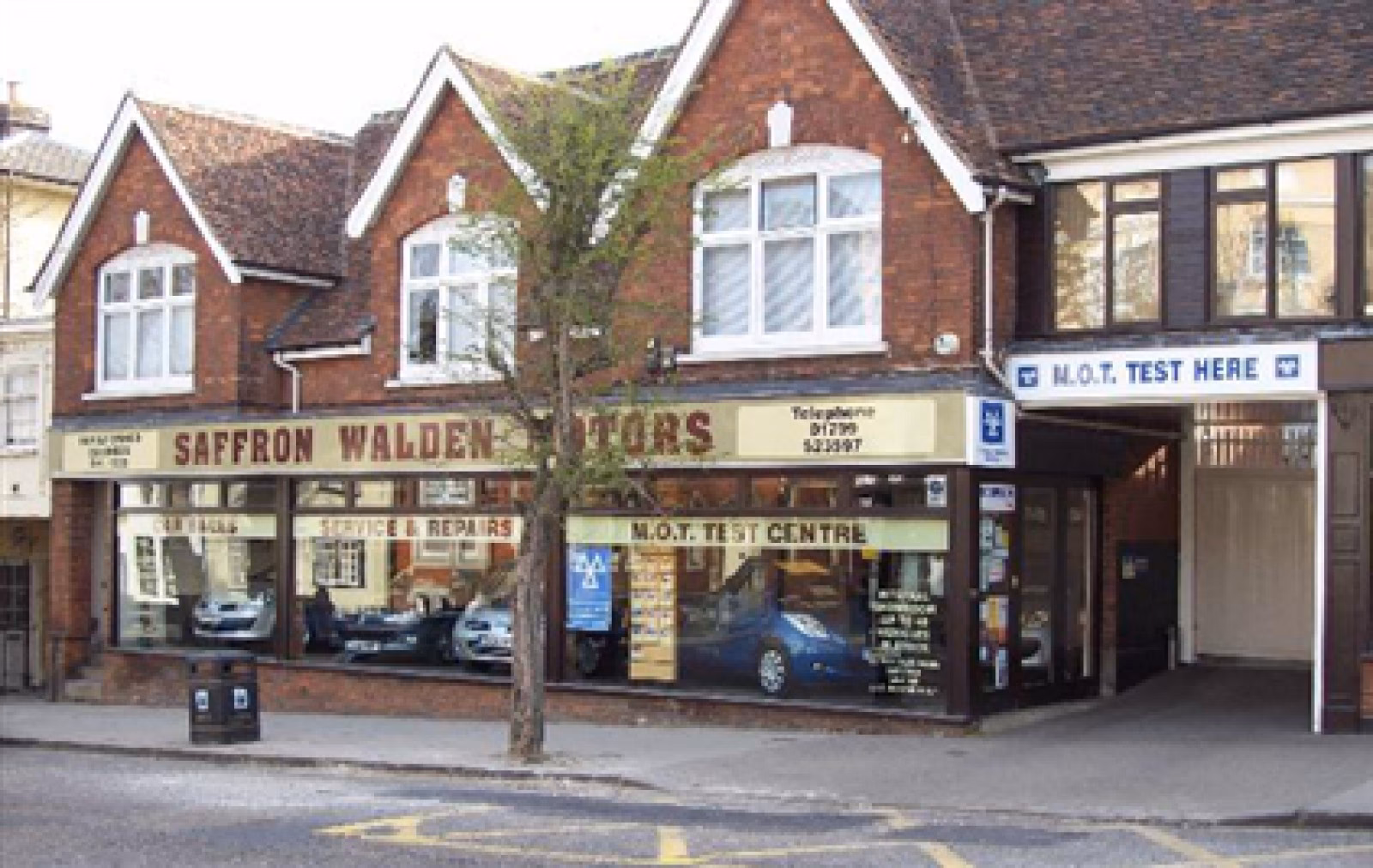 How can I find a hotel in Saffron Walden?