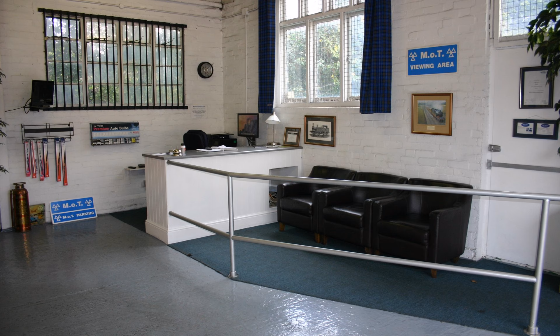 Where is Byfleet in Surrey?