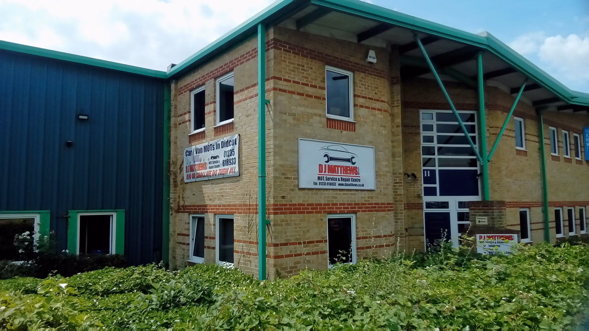 Do you offer MOT testing?