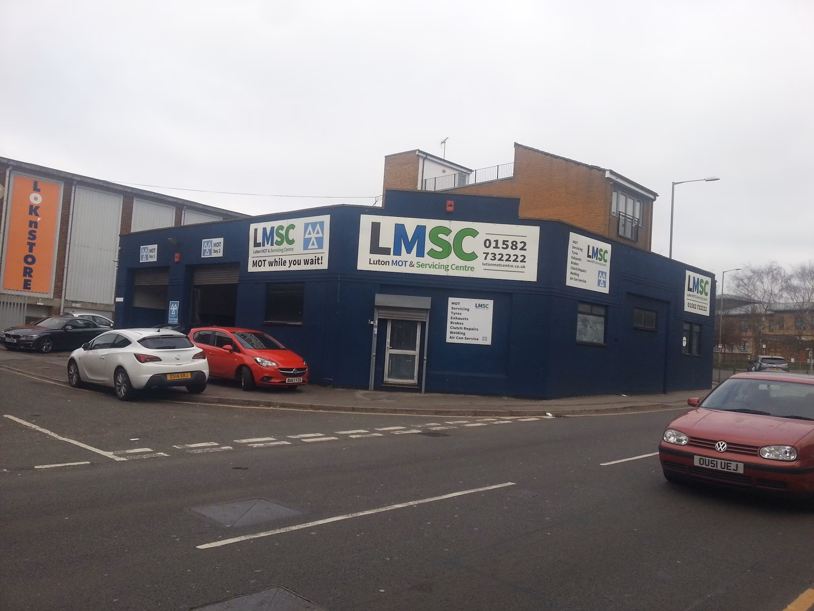 Do you use pitlane in Luton?