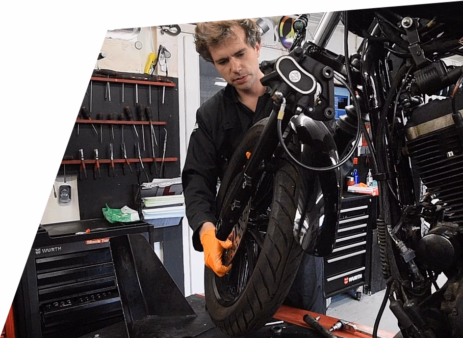 How do I book An MOT in Southend?