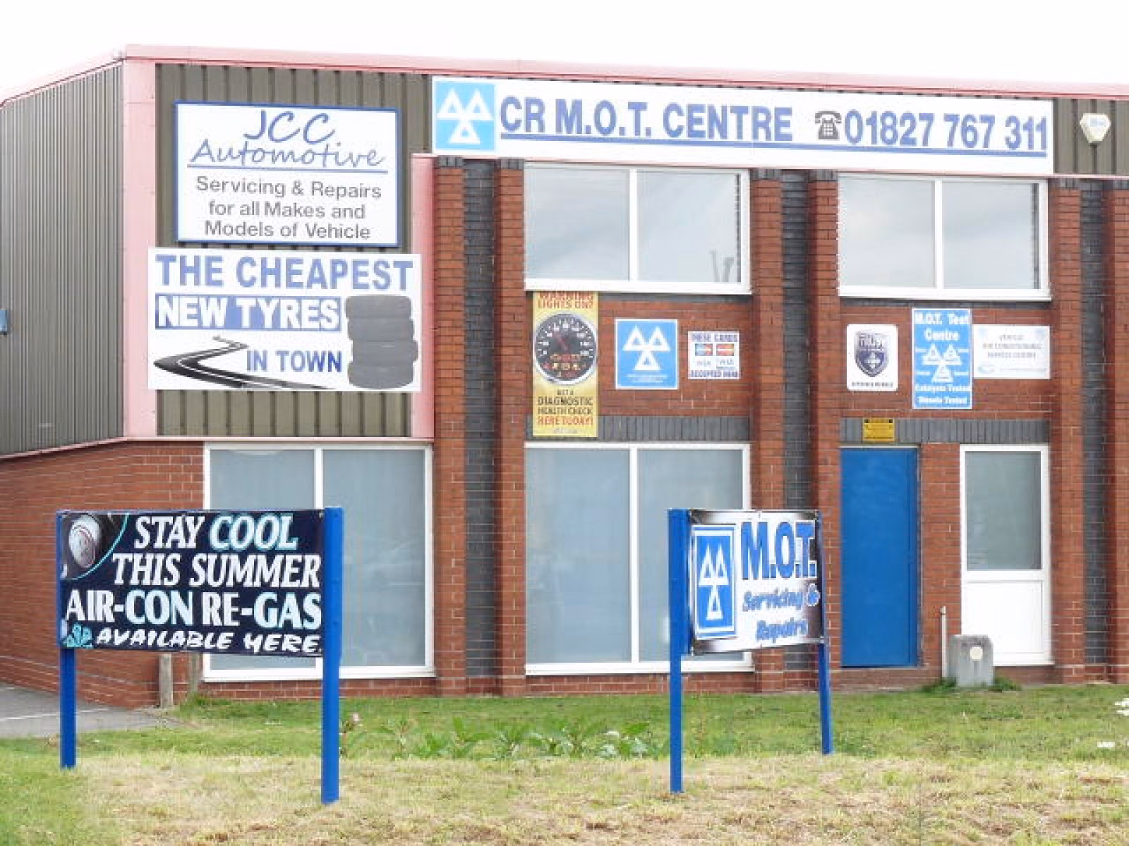Where can I buy a garage in Tamworth?