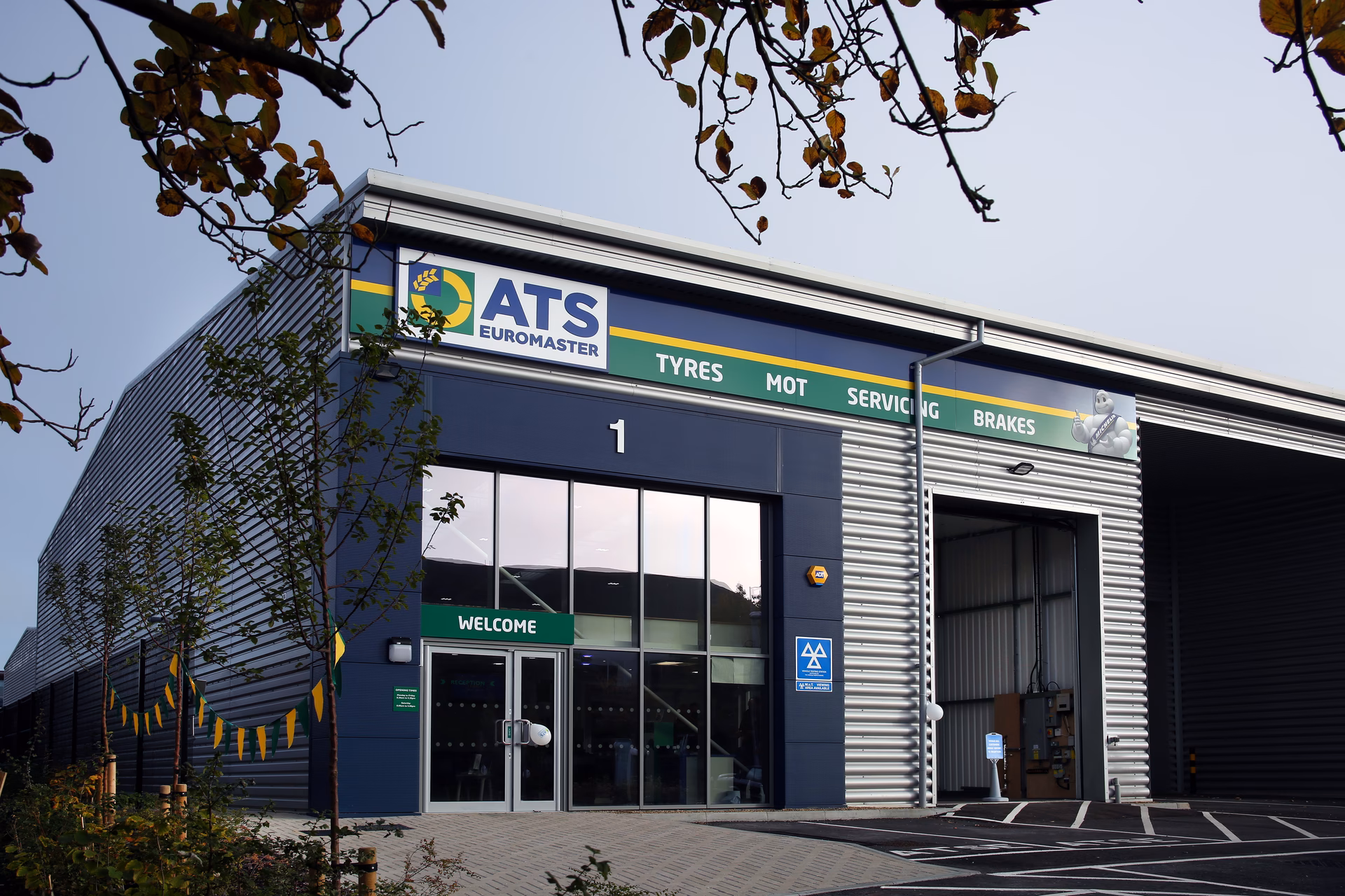 What services does motest Bracknell offer?