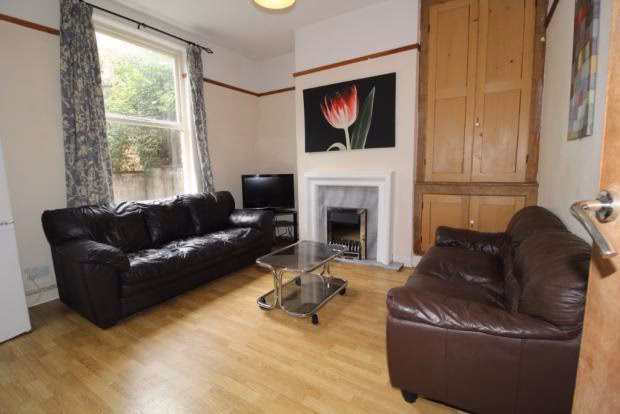 Where can I get a tyre Mot in Preston?