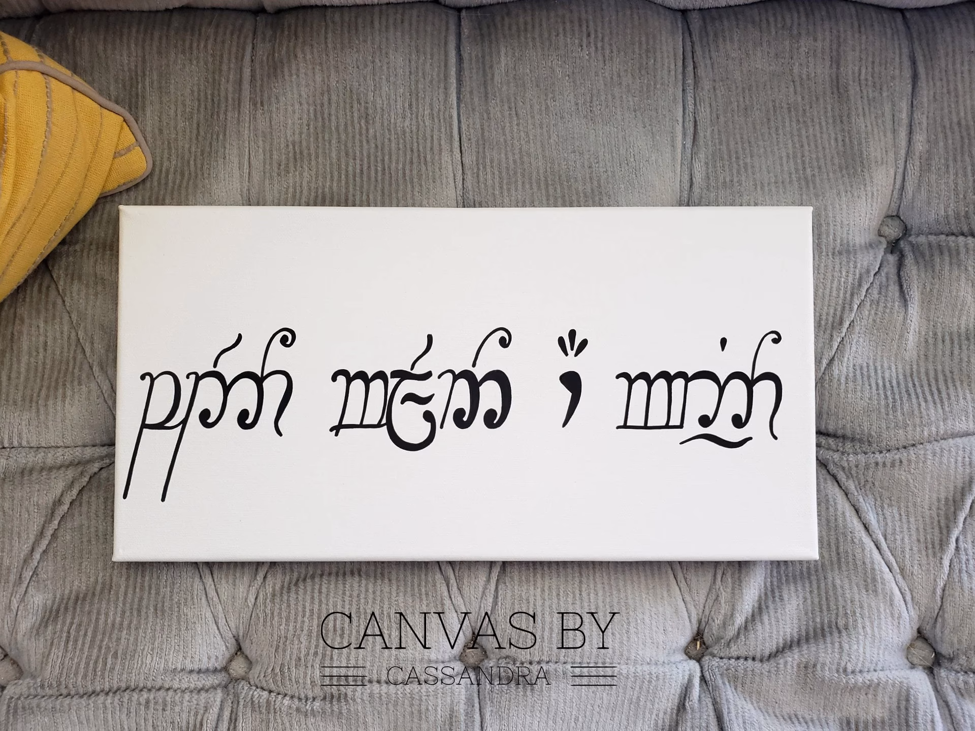 Quels sont les mots des langues elfiques du sindarin et du quenya ?