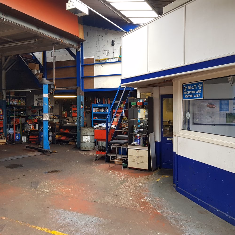 Where can I book An MOT in Coventry?