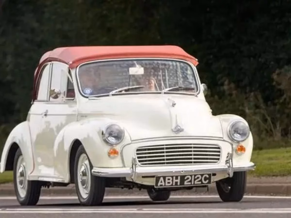 Is 40 years old a classic car?