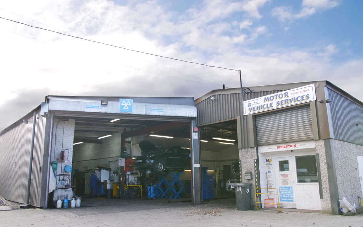 Where is Long Lane garage?