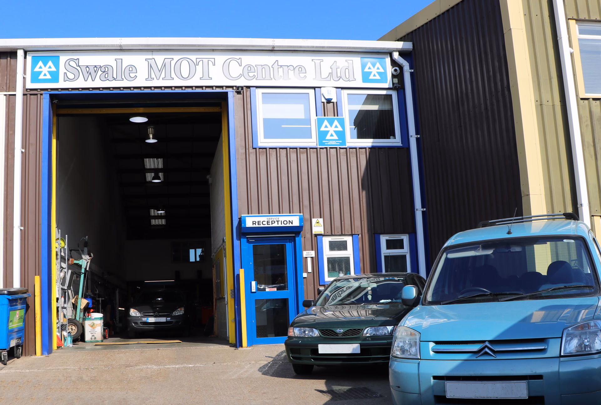 Where can I find a reliable garage in Sittingbourne?
