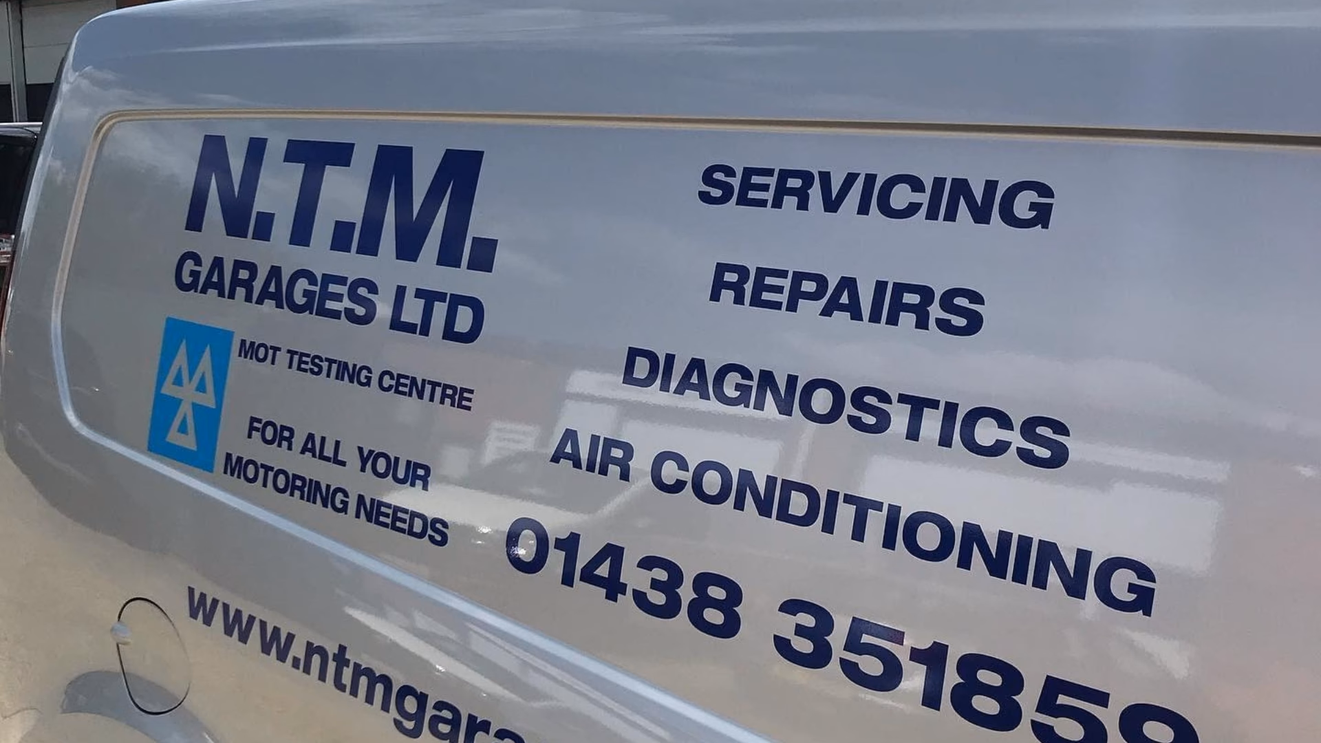 Where is the MOT Centre in Stevenage SG1 2BA?