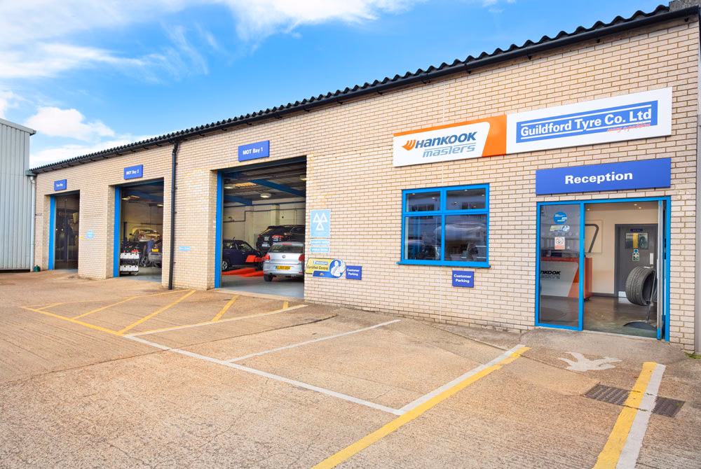 Who are National Tyres & Autocare?