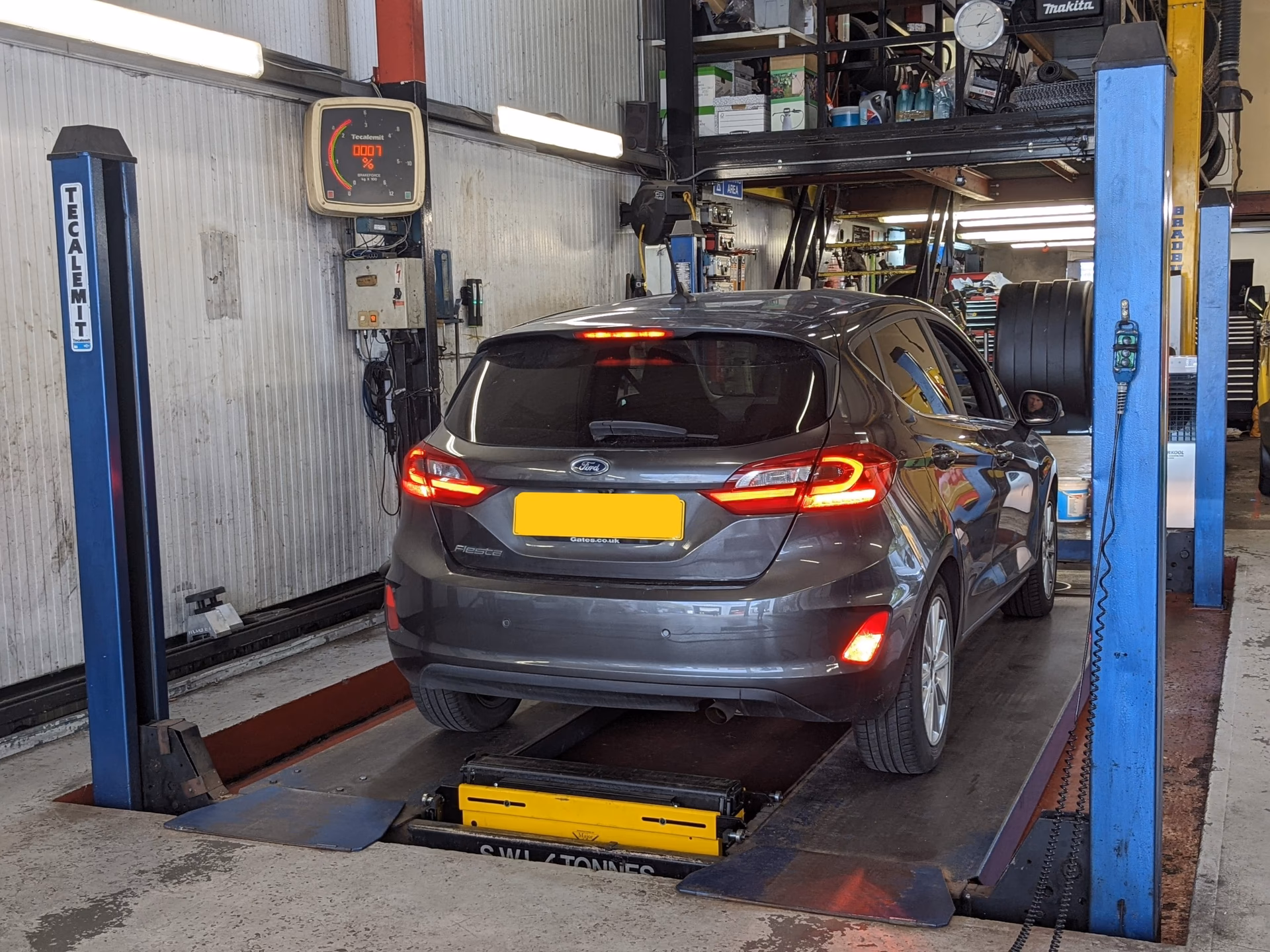 Who is pressbay Motors?