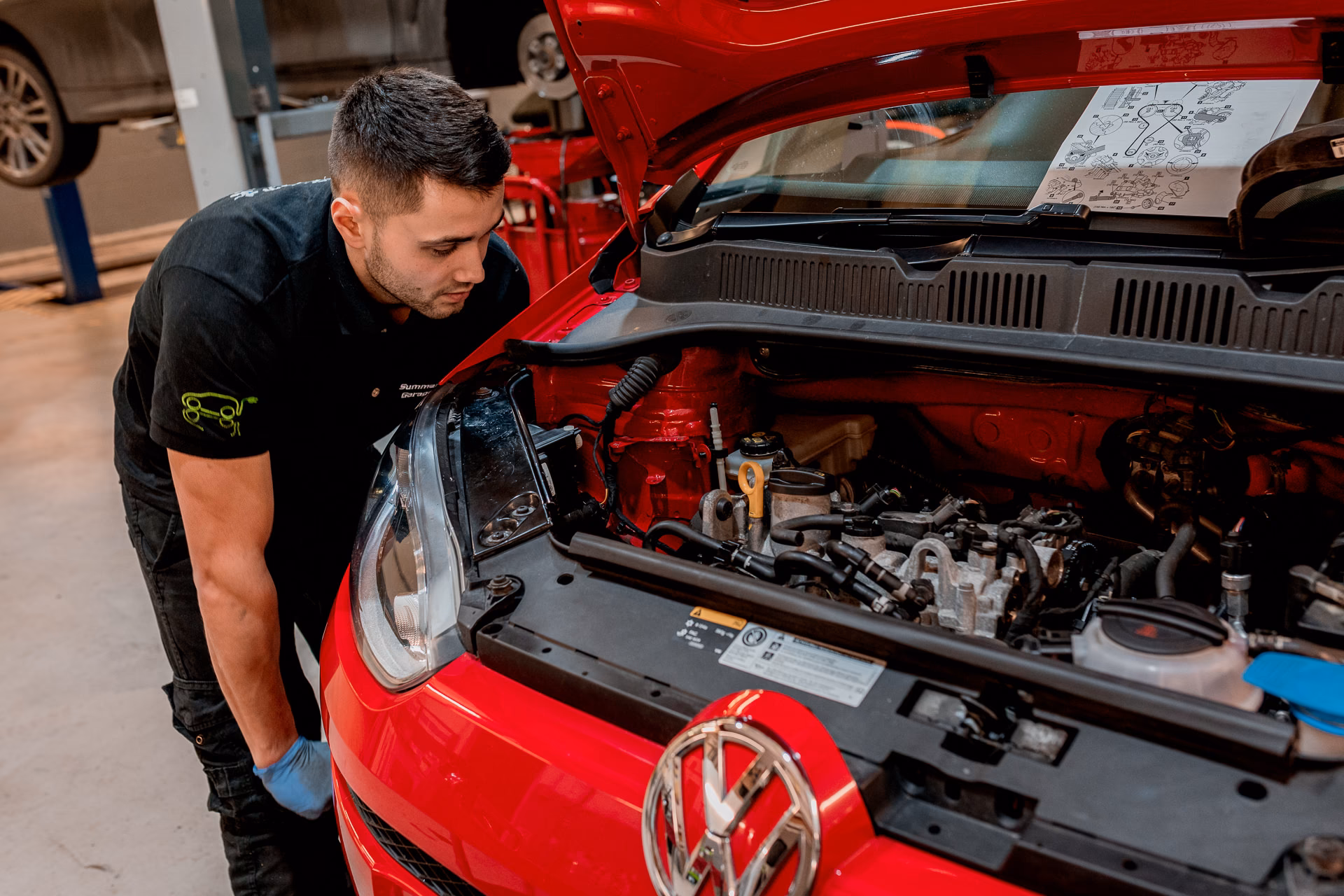 Where is Hartwell Oxford MOT centre?