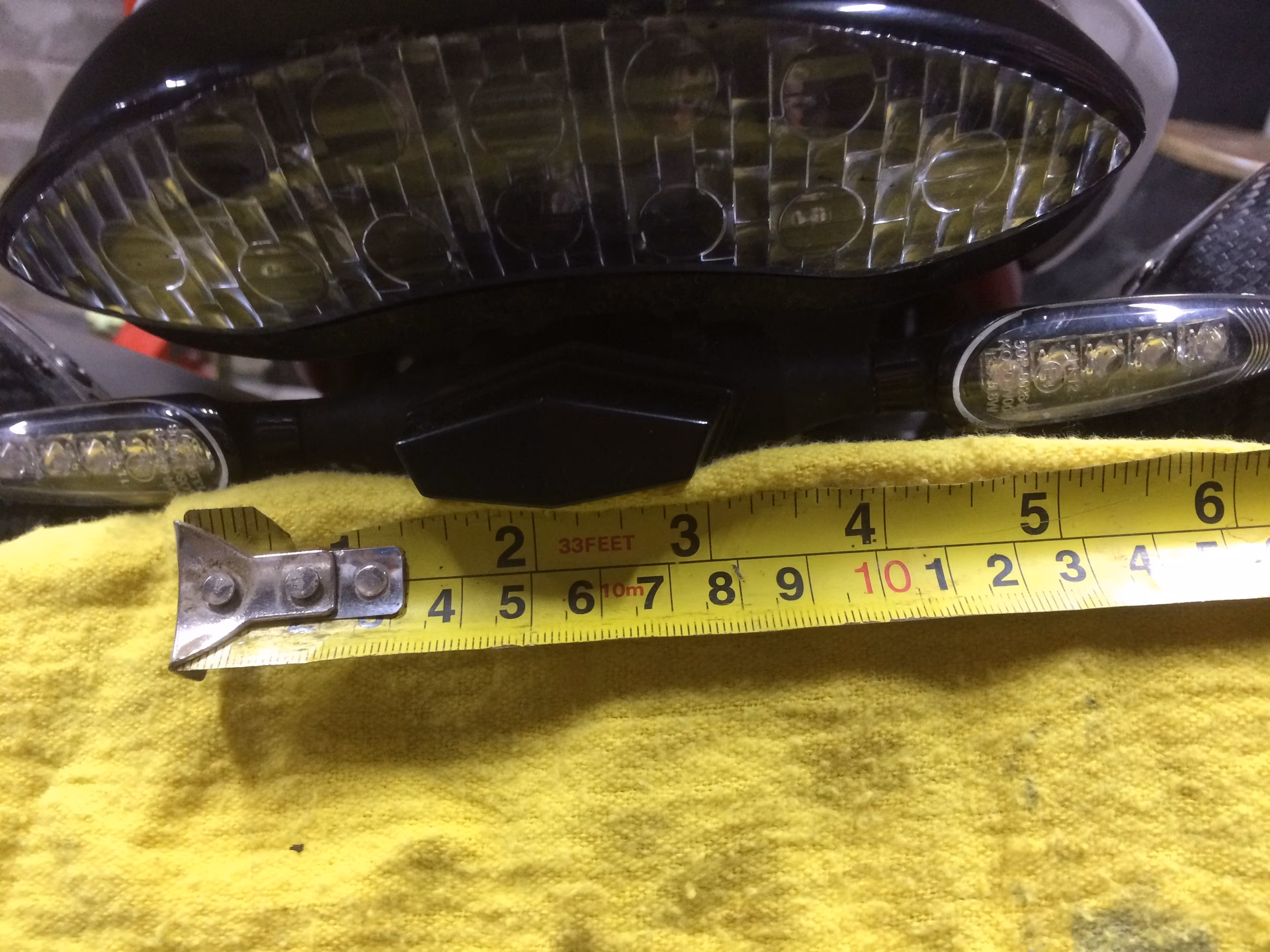 Can a hazard 'tell-tale' light fail a MOT test?