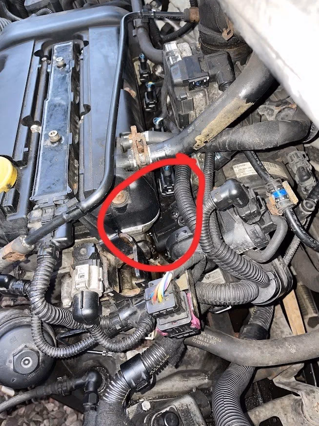 Can a non-excessive oil leak cause an MOT failure?