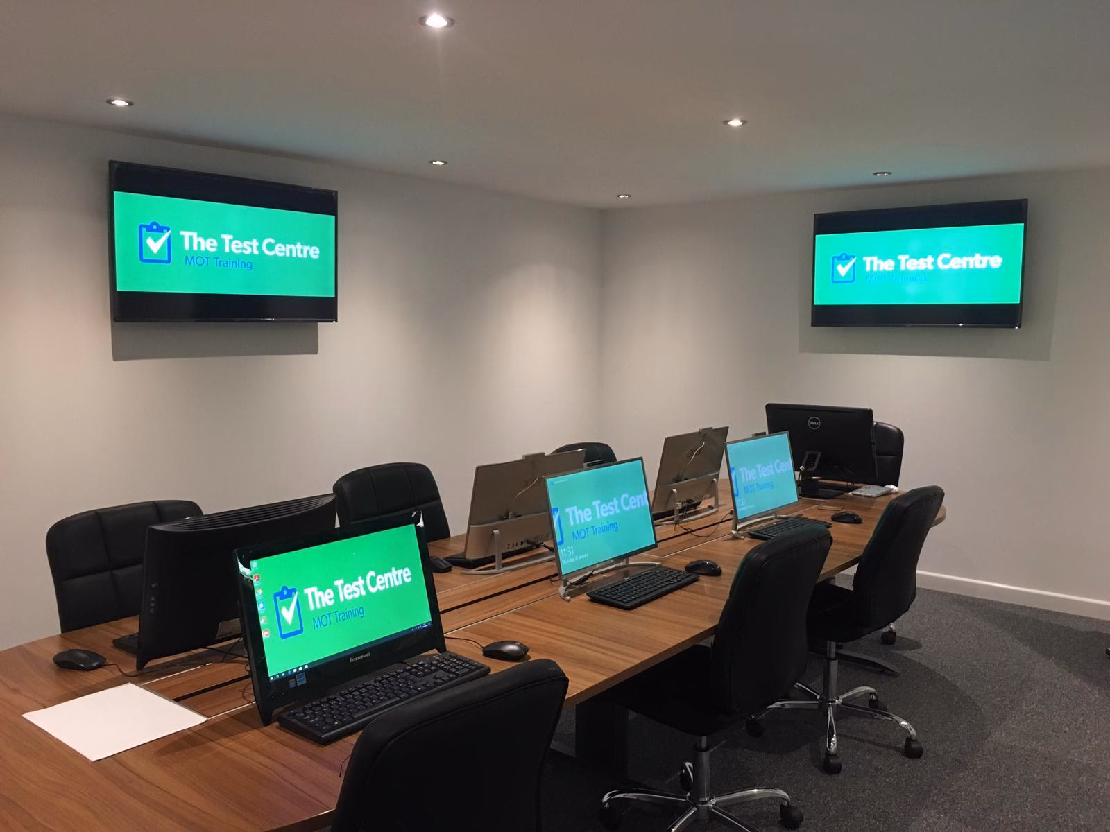 Does Hopfields auto repairs offer MOT tests?