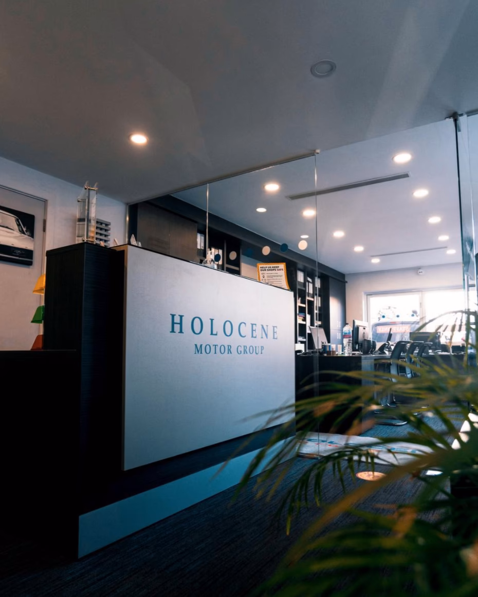What services are available in Holloway & Marlborough?