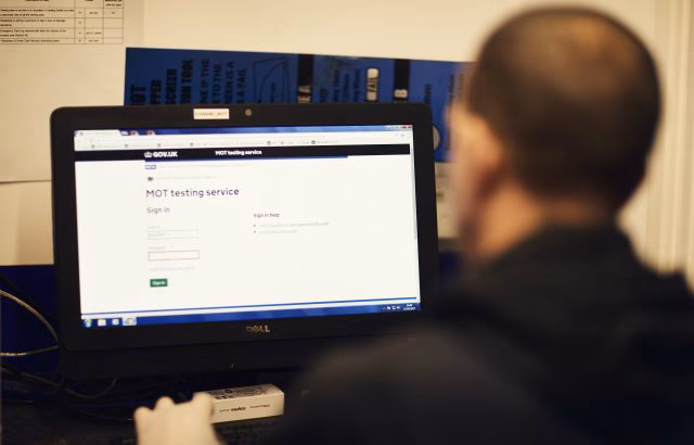 Is DVSA moving vehicle testing advice out of MOT testing?