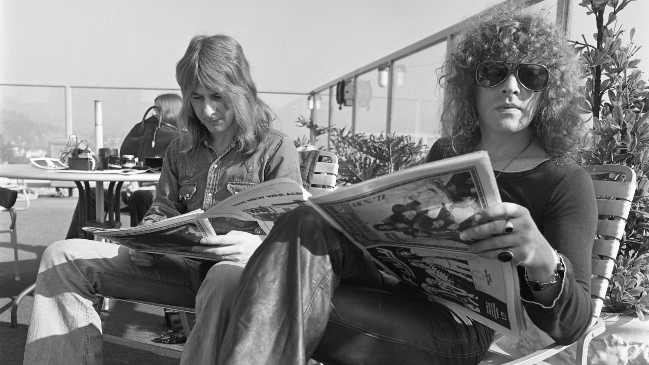 When did Mott the Hoople tour?