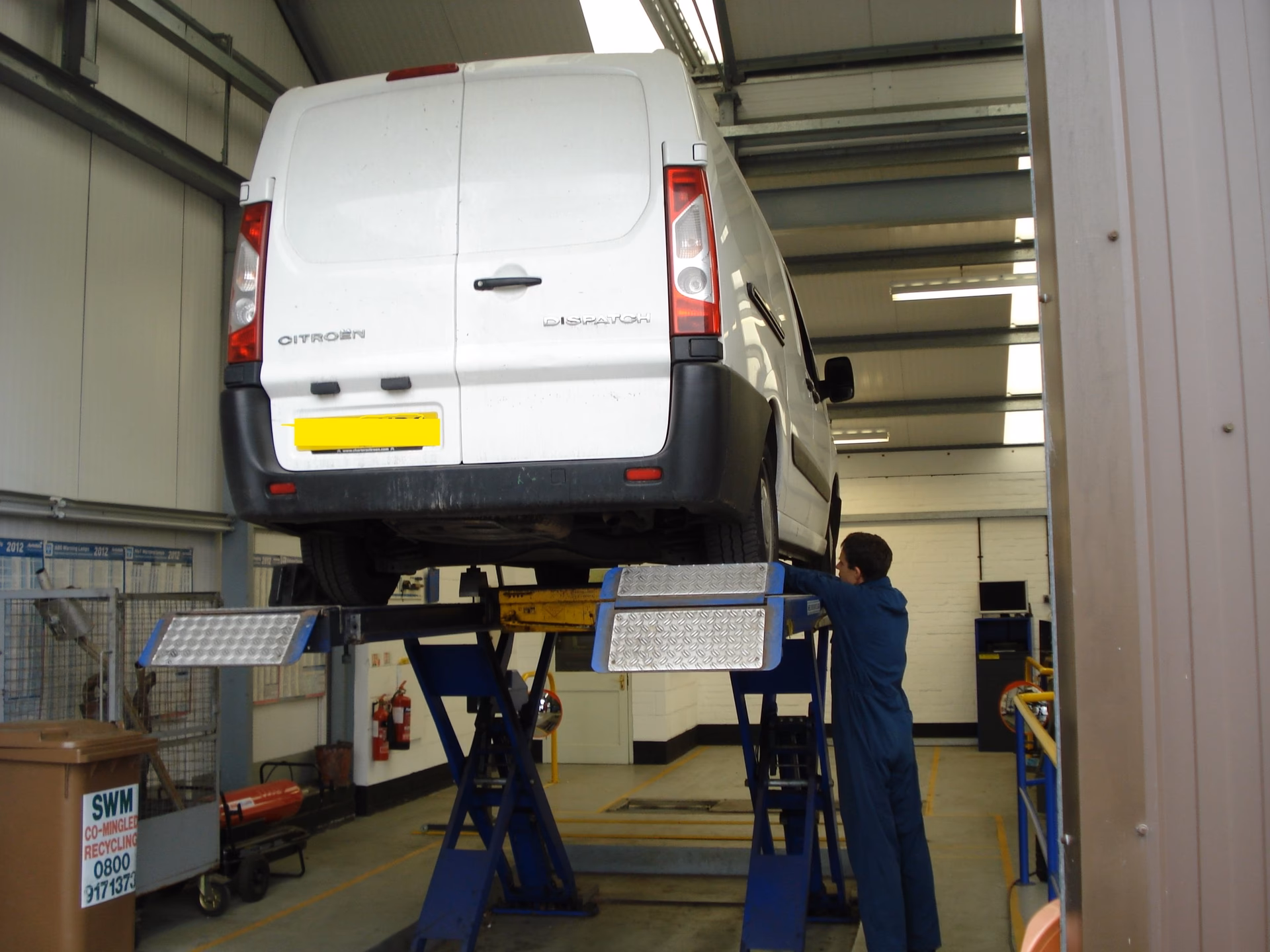 Where can I get tyre service in Alton?