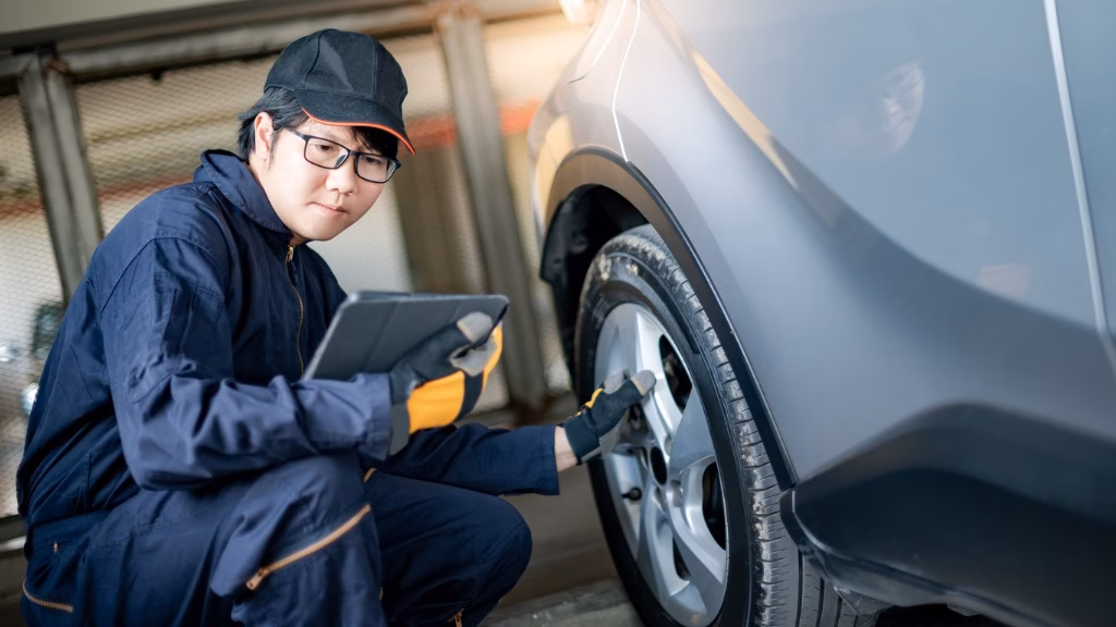 Does MotorEasy offer a car warranty?