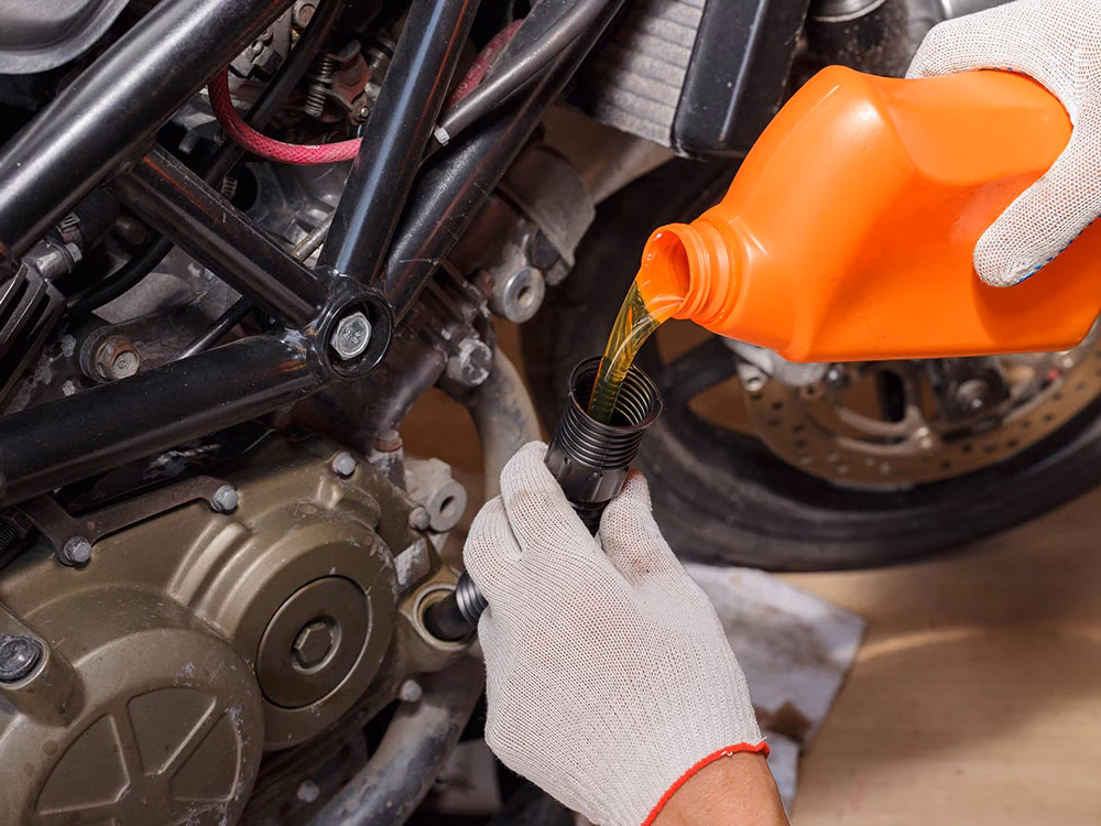 How to change motorcycle oil?