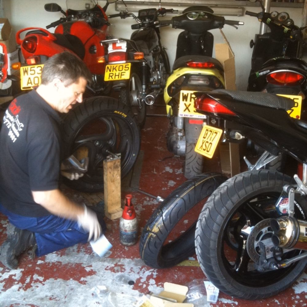 What Tyres does Bristol JHS supply?