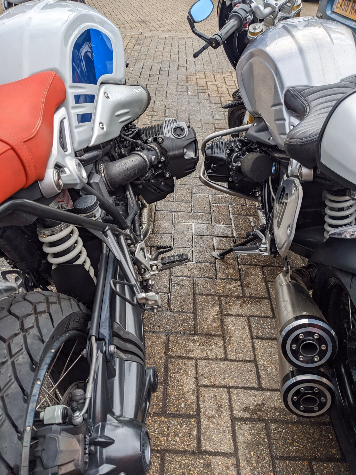 Where can I find a Yamaha dealer in London?